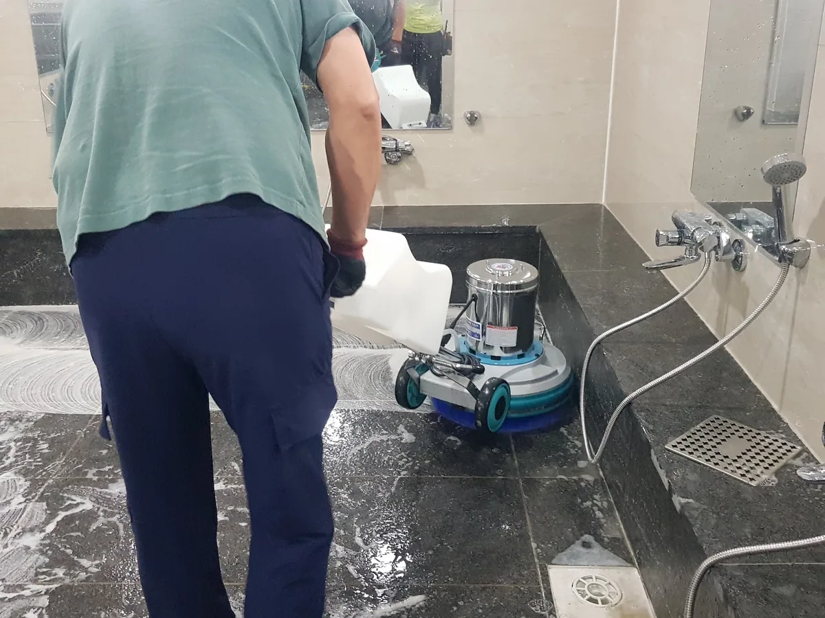 청도군 매전면 찜질방 수전·샤워기 건식 사우나 위생청소 사례 - 행진크린